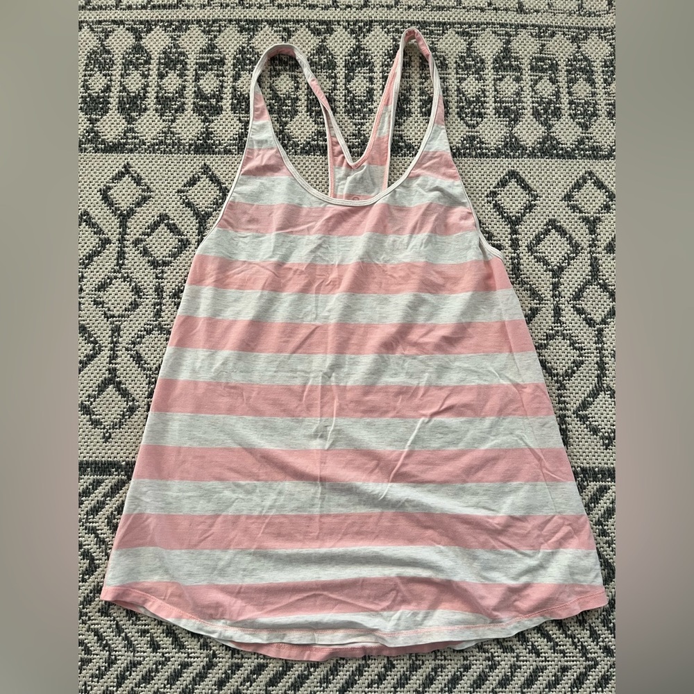 Lululemon tank top - size 4 (tag was removed- see photos for measurements)